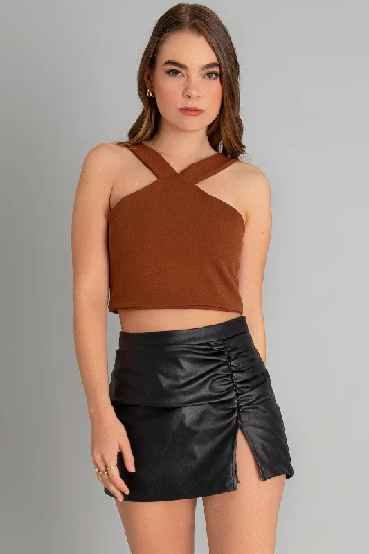 Crop top halter v ajustado Collared Crew Neck Turtle Neck