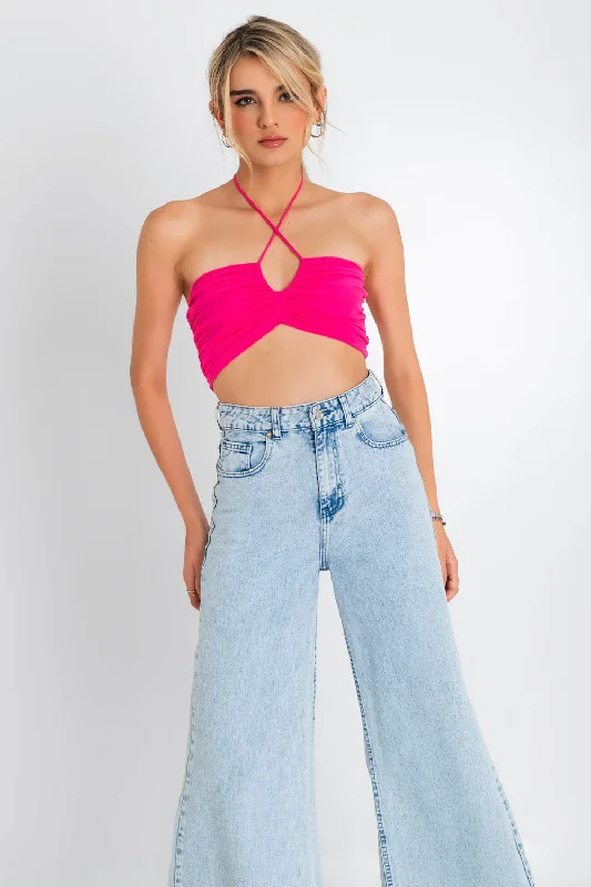 Crop top de plisado frontal halter cruzado Cozy Warm Stylish