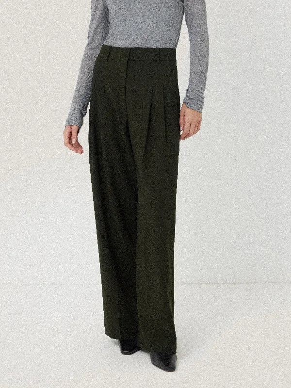 Kemp Fluid Twill Trouser | Green Trousers Versatile Stylish