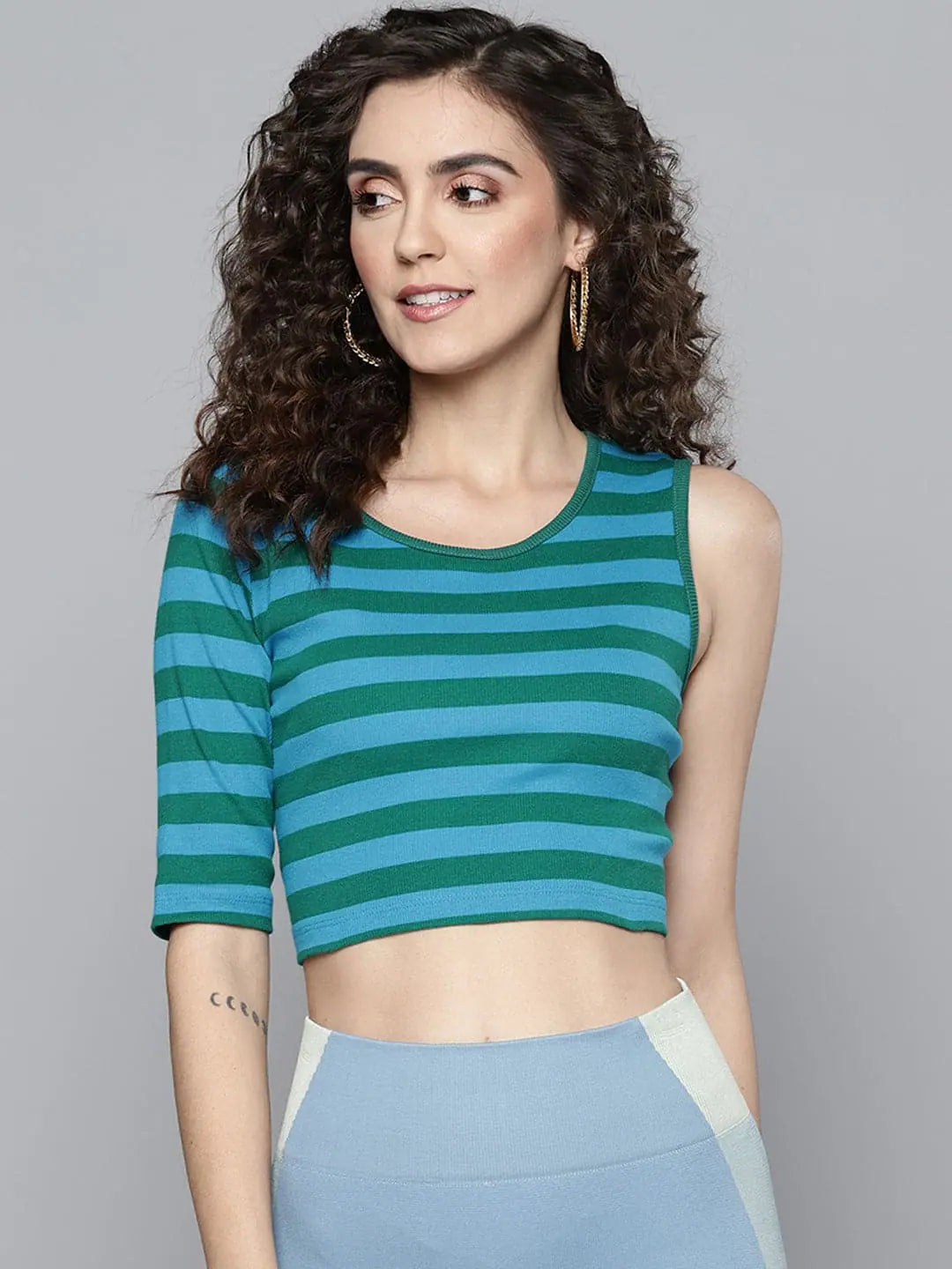 Women Green & Blue Rib One Side Sleeve Crop Top Collared Crew Neck Turtle Neck