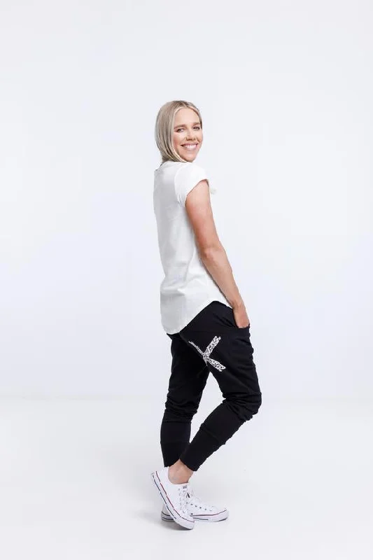 Home Lee - Apartment Pants black with white mini heart print High-Waisted Pants,